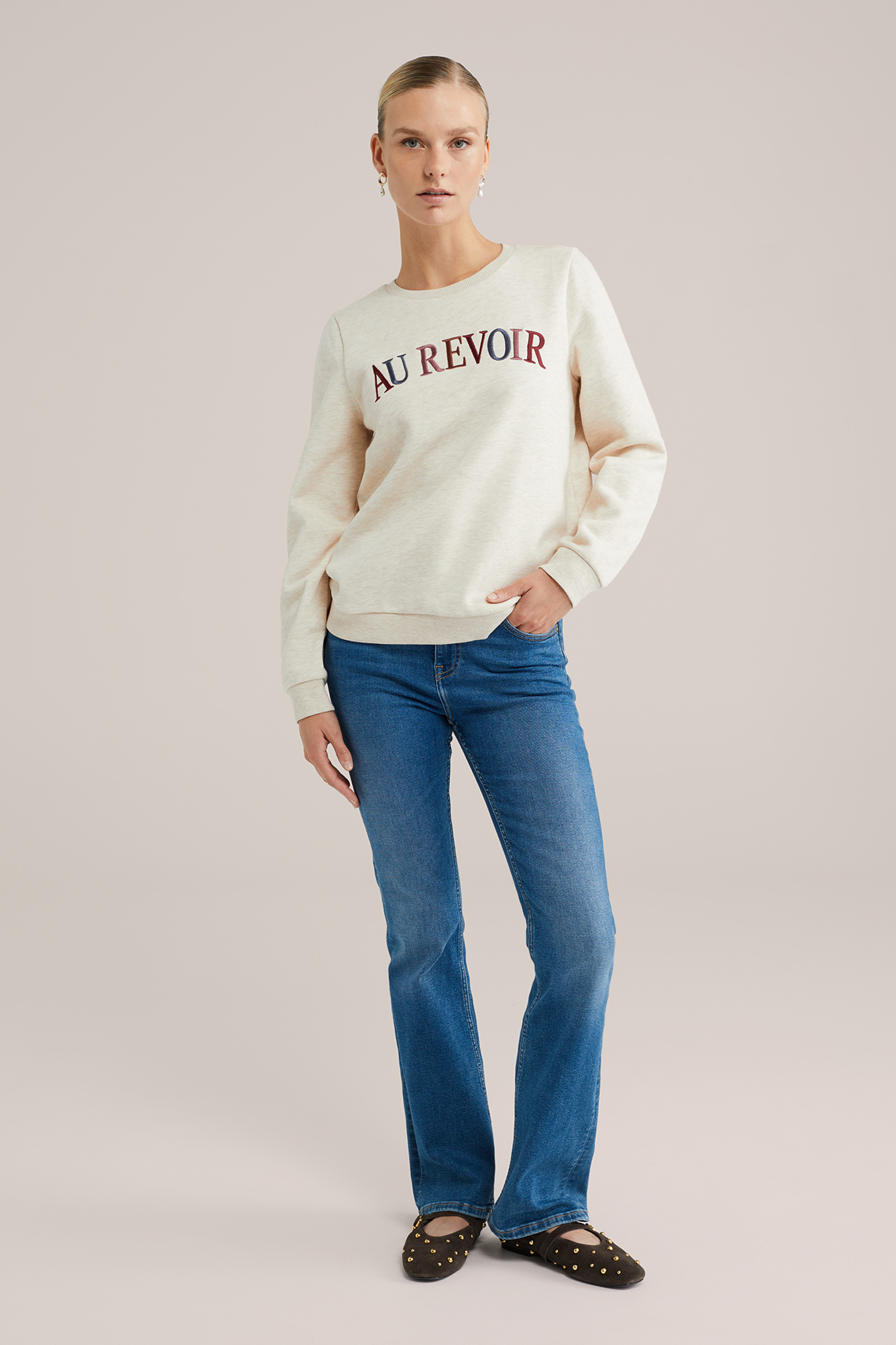 Dames sweater met embroidery