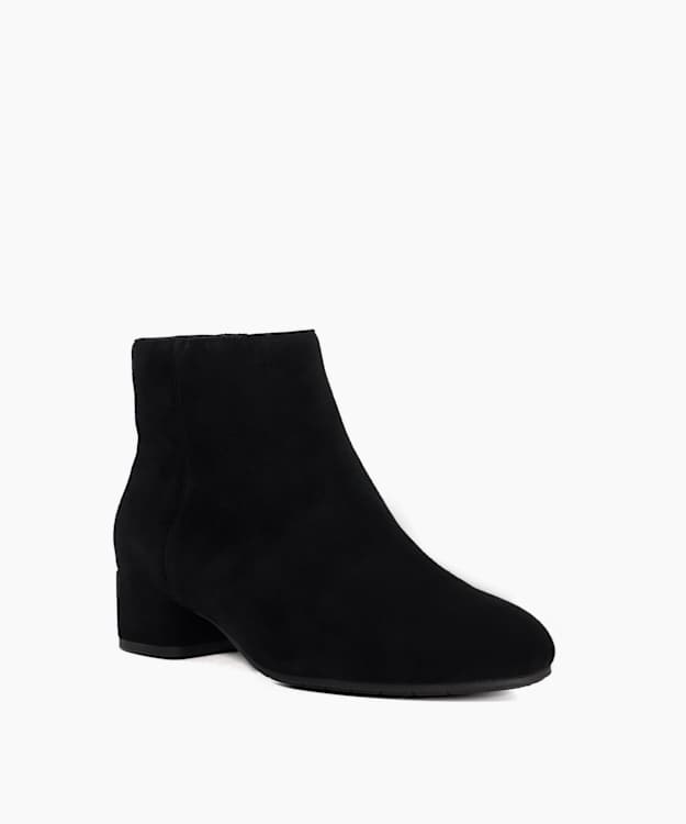 Pippie Black - Wide Fit Suede Black Ankle Boots