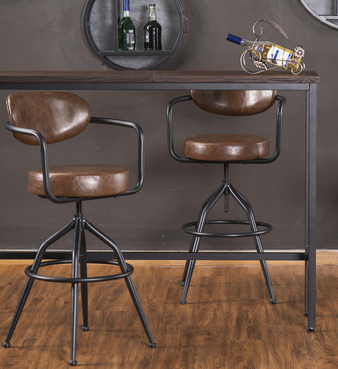 DETROIT - Tabouret de bar en fer et en simili-cuir réglable en hauteur