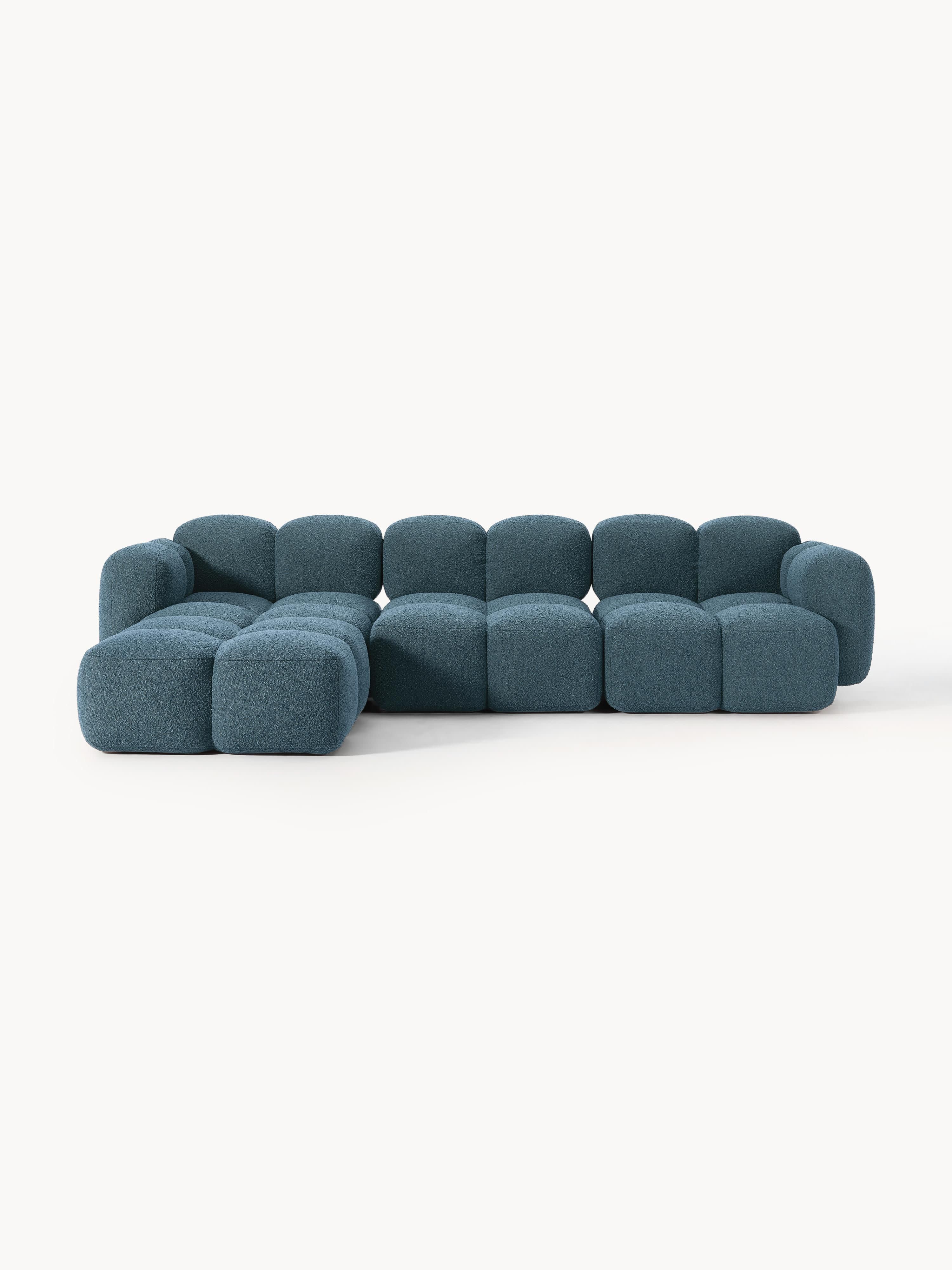 Modulares Sofa Tayla (4-Sitzer) aus Bouclé mit Hocker (links/rechts)