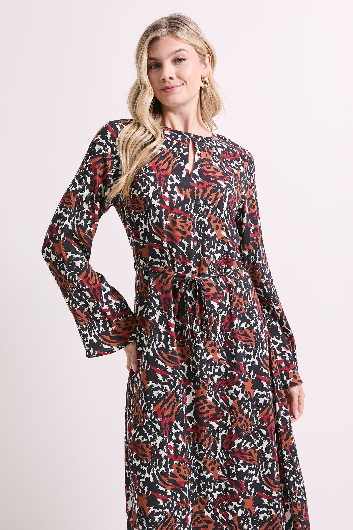 Dorothy Perkins Keyhole Belted Long Sleeve Midi Dress