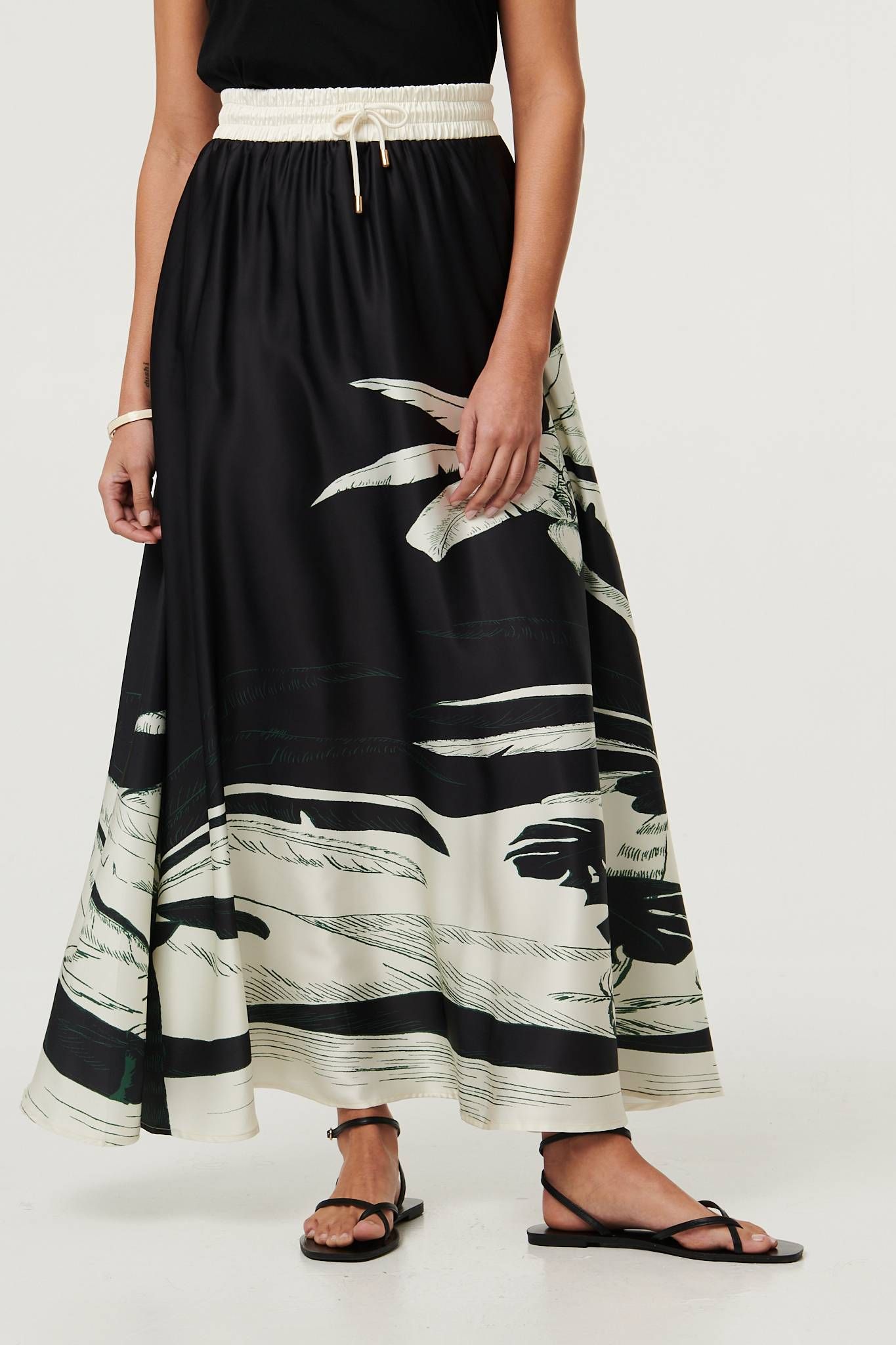 Izabel London Tropical Print High Waist Maxi Skirt