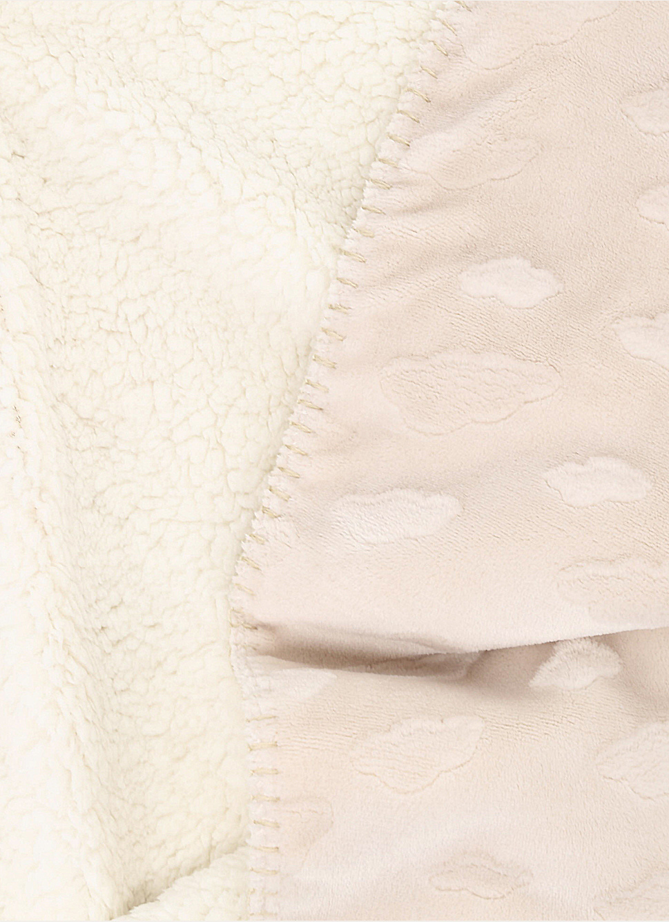 PLAID DOUX à MOTIFS NUAGES NATUREL