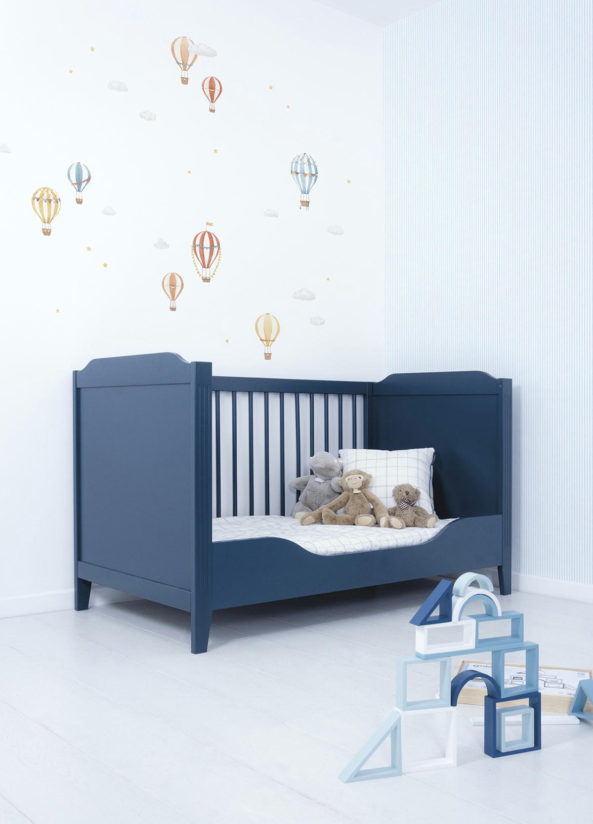 GENTLE FRIENDS - Stickers muraux les montgolfières en vinyle mat multicolore