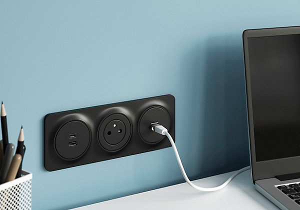 Double prise USB-A C Jacobsen Kennet blanc complet