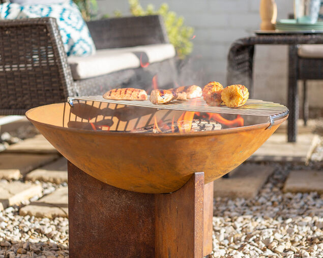 Kala Rustic Fire Pit with Half Grill