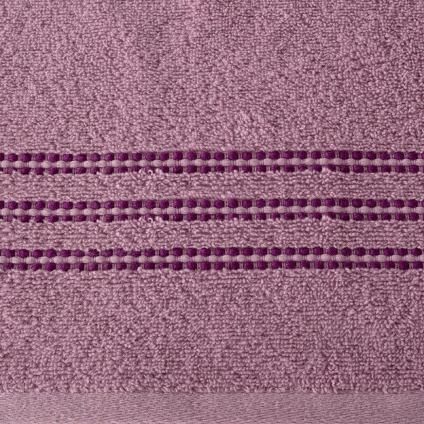 Ręcznik Seba 50x90 pudrowy z ozdobną bordiurą w pasy 480 g/m2