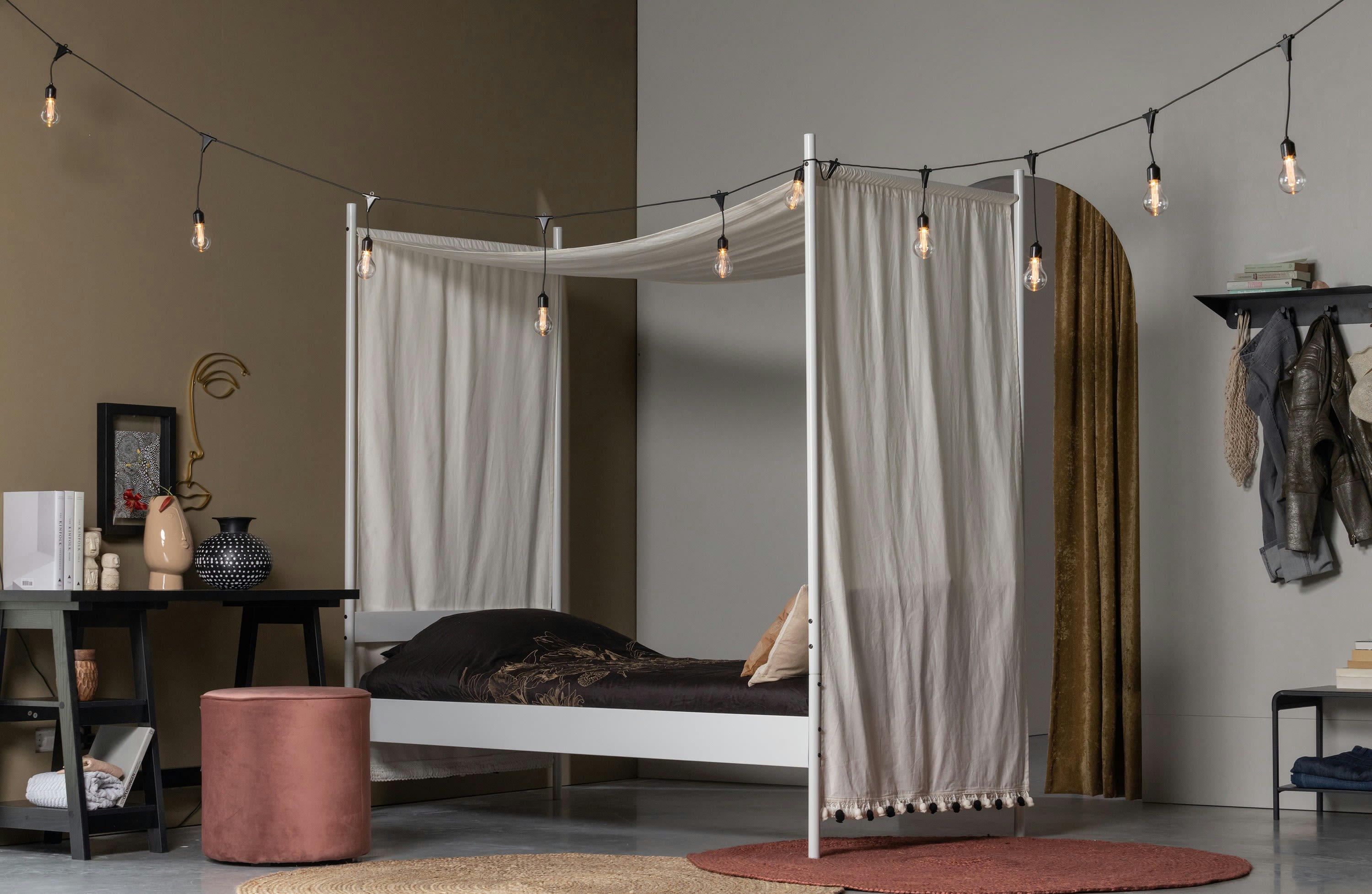 SARA - Pouf rond en velour vieux rose