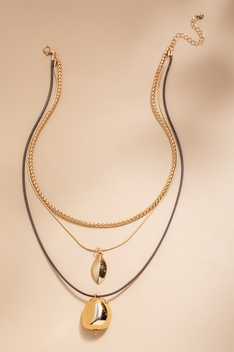 Lessie Rope Chain Layered Pendant Necklace