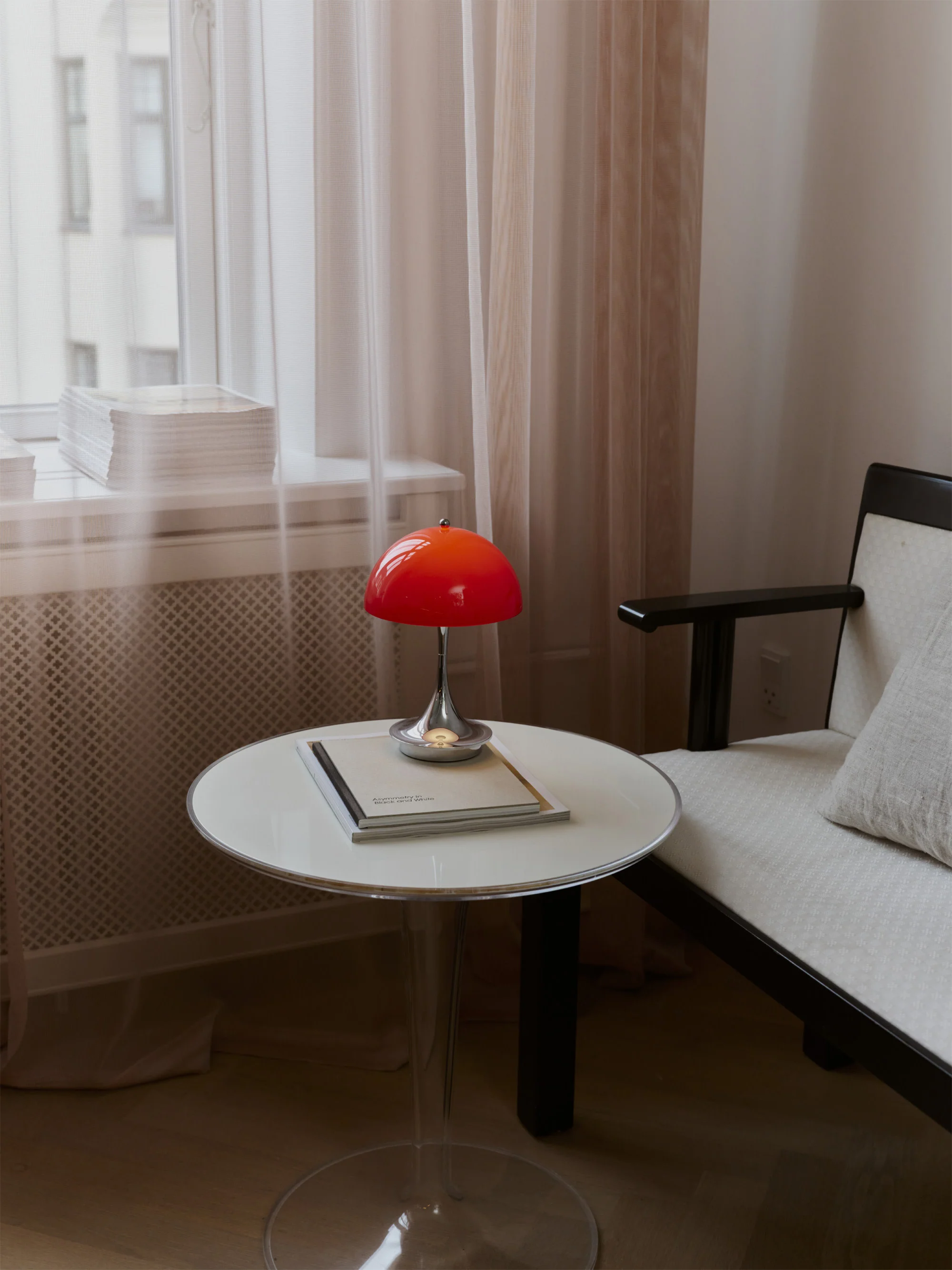 Mobile dimmbare LED-Tischlampe Panthella 160, Design Verner Panton