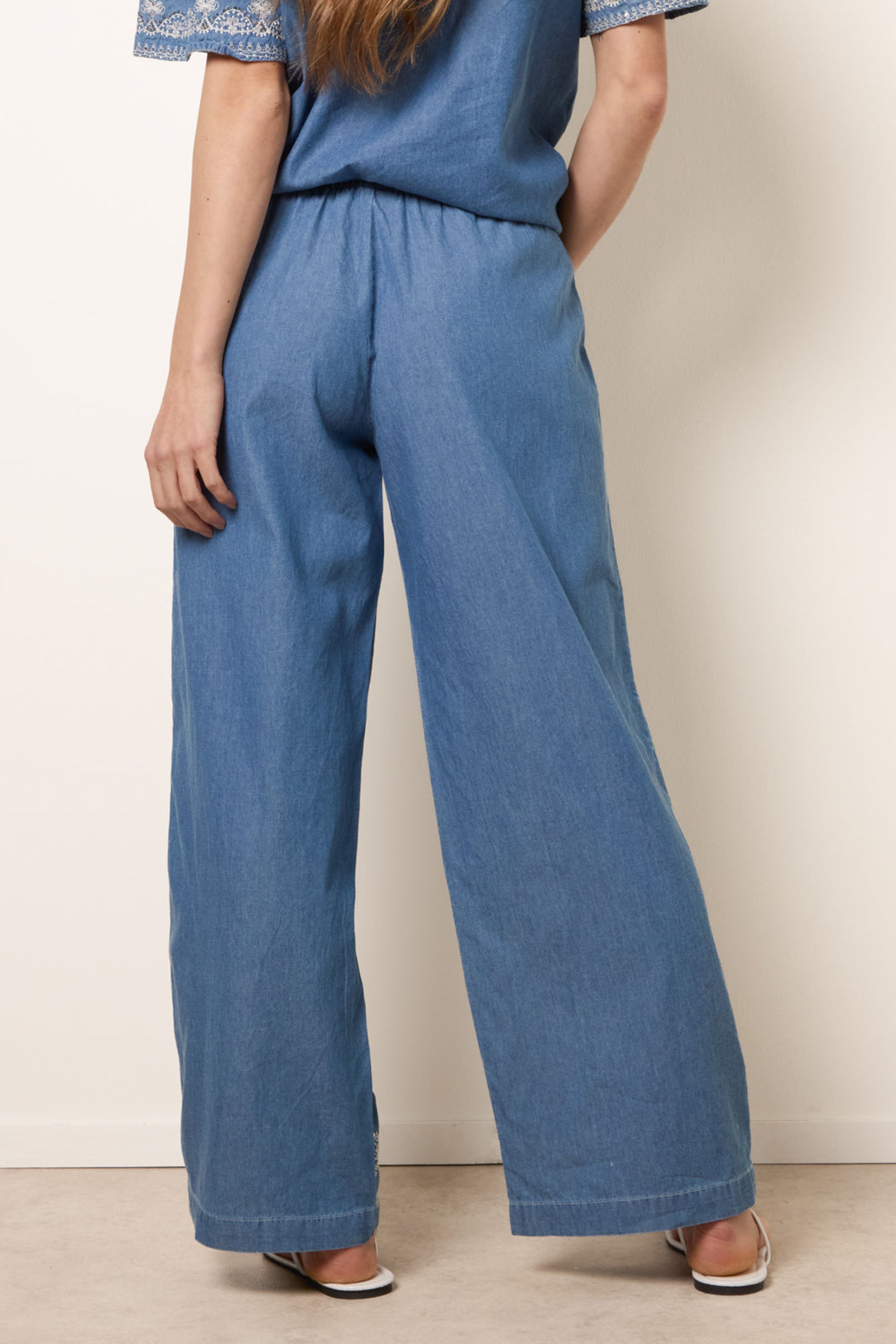 Blue Vanilla Blue Floral Embroidery Wide-Leg Trousers