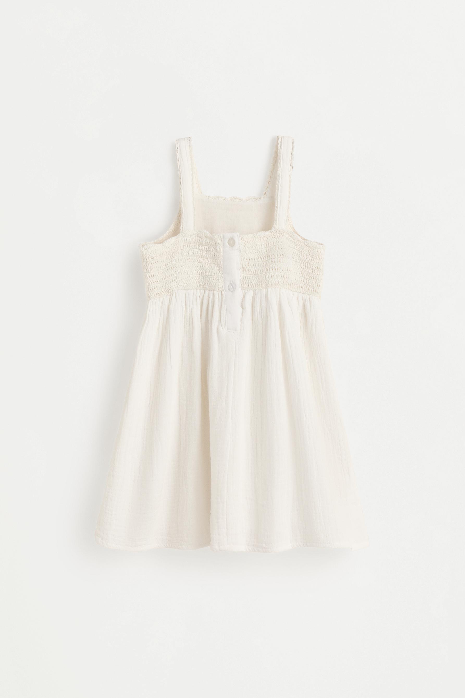 Vestido flores de crochet