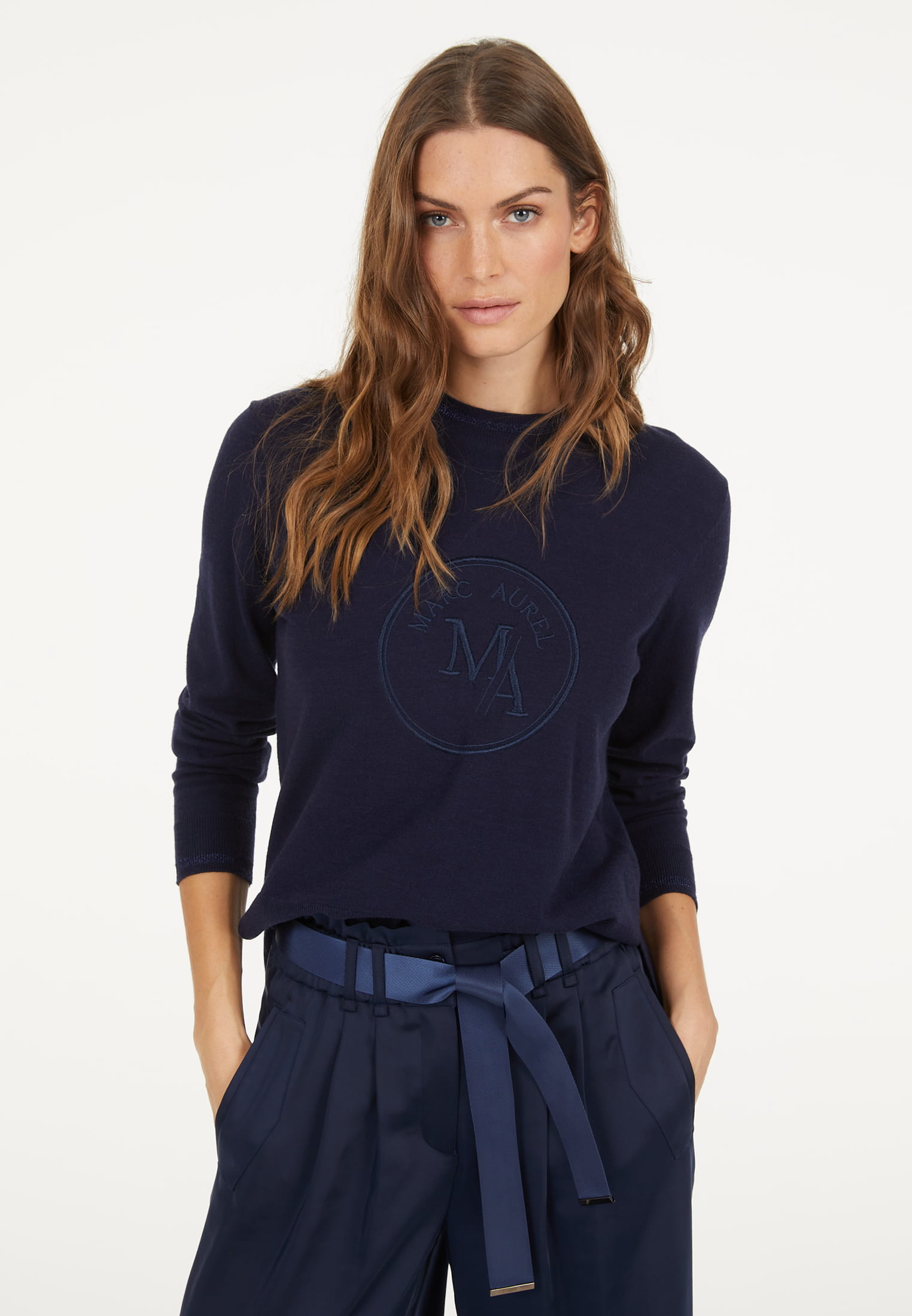 Rundhals Pullover mit Logo-Stickerei