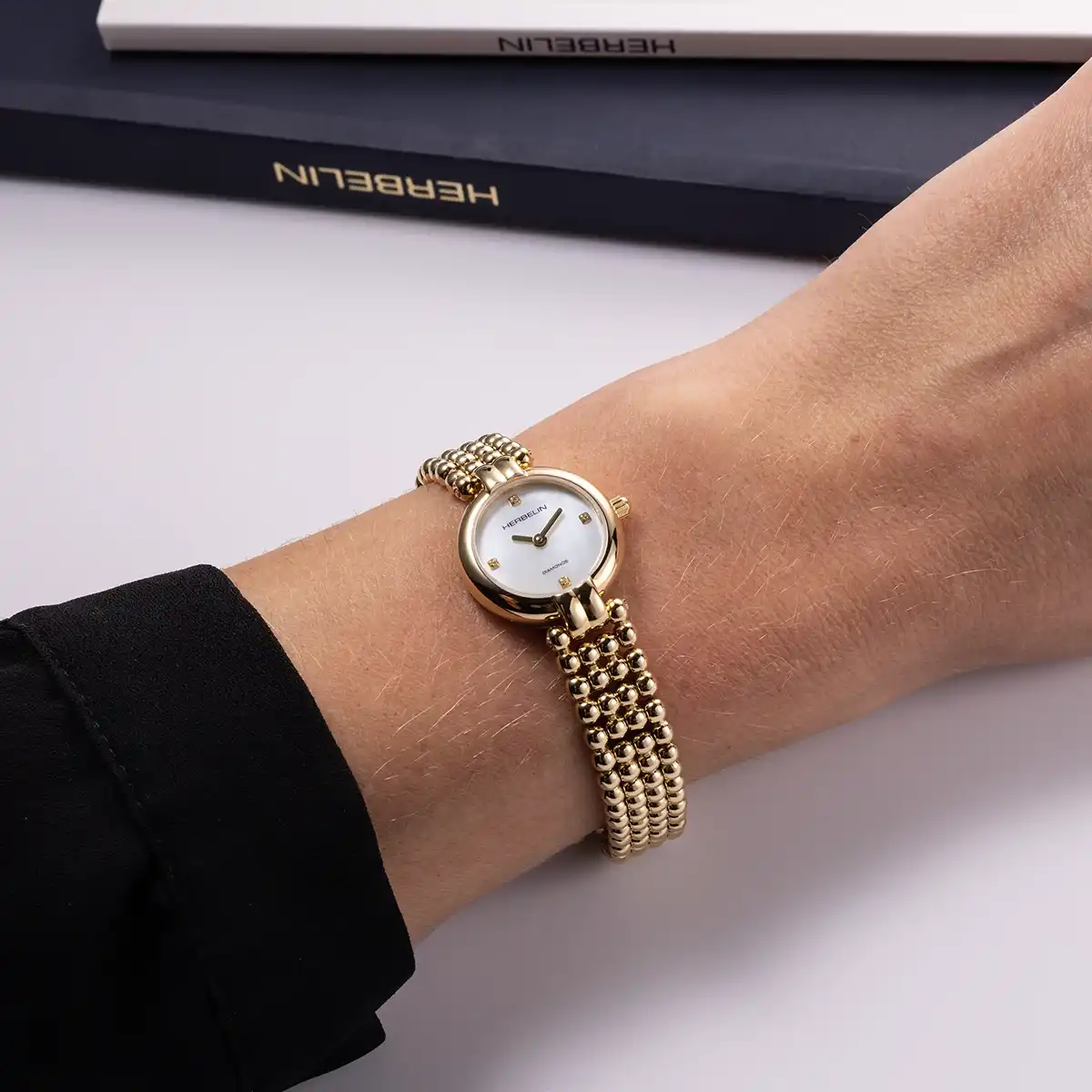 PERLES – QUARTZ – PVD OR JAUNE & DIAMANTS