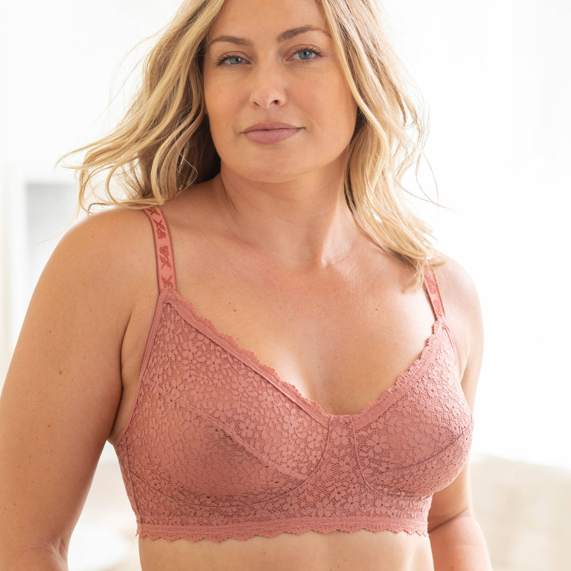 Soutien-gorge forme minimiseur sans armatures tout en dentelle - lot de 2