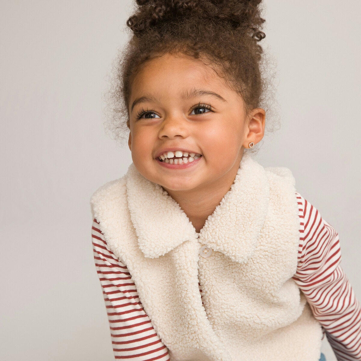 Cardigan col tailleur en fourrure d'imitation