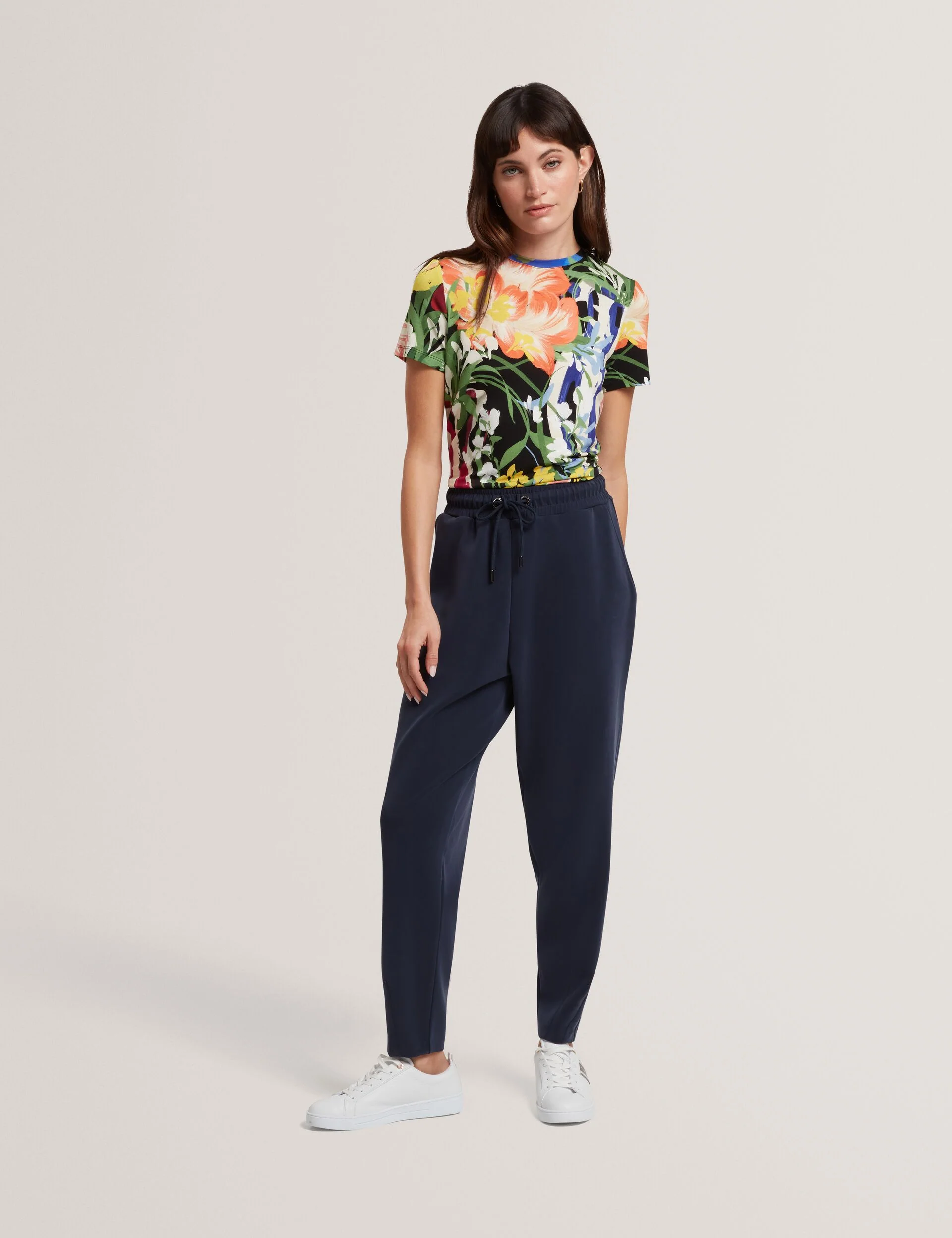 CALTHIE | BLACK