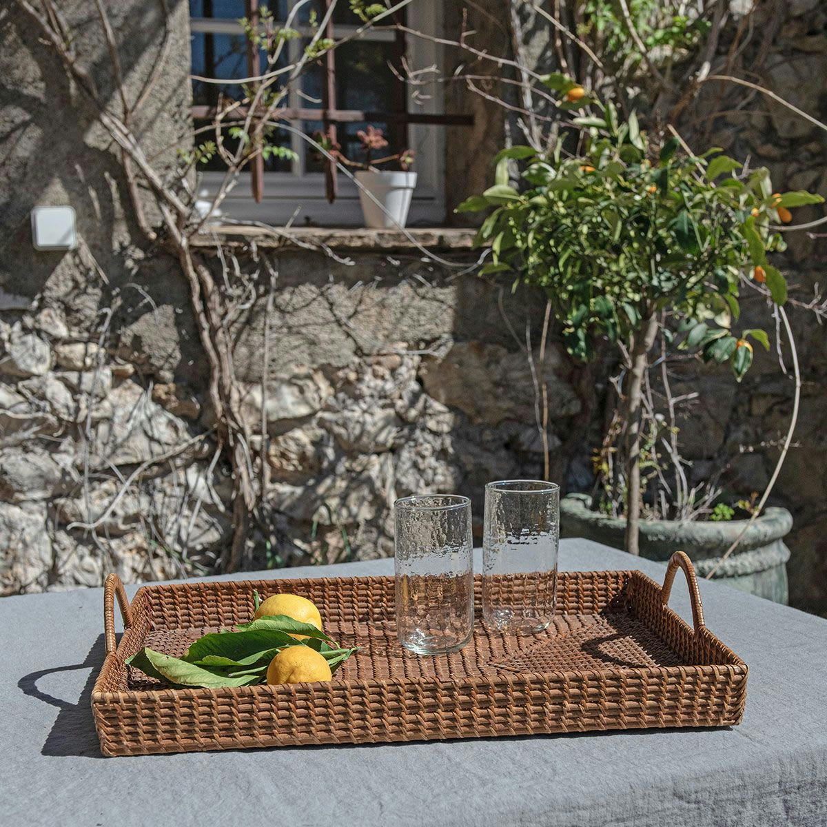 - Plateau rectangulaire rotin tressé