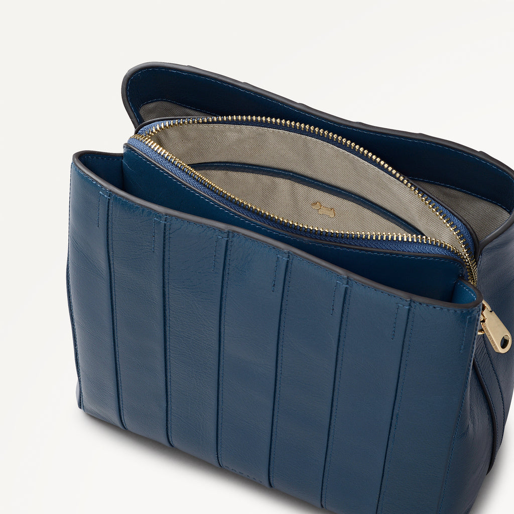 Dukes Place - Medium Compartment Cross Body