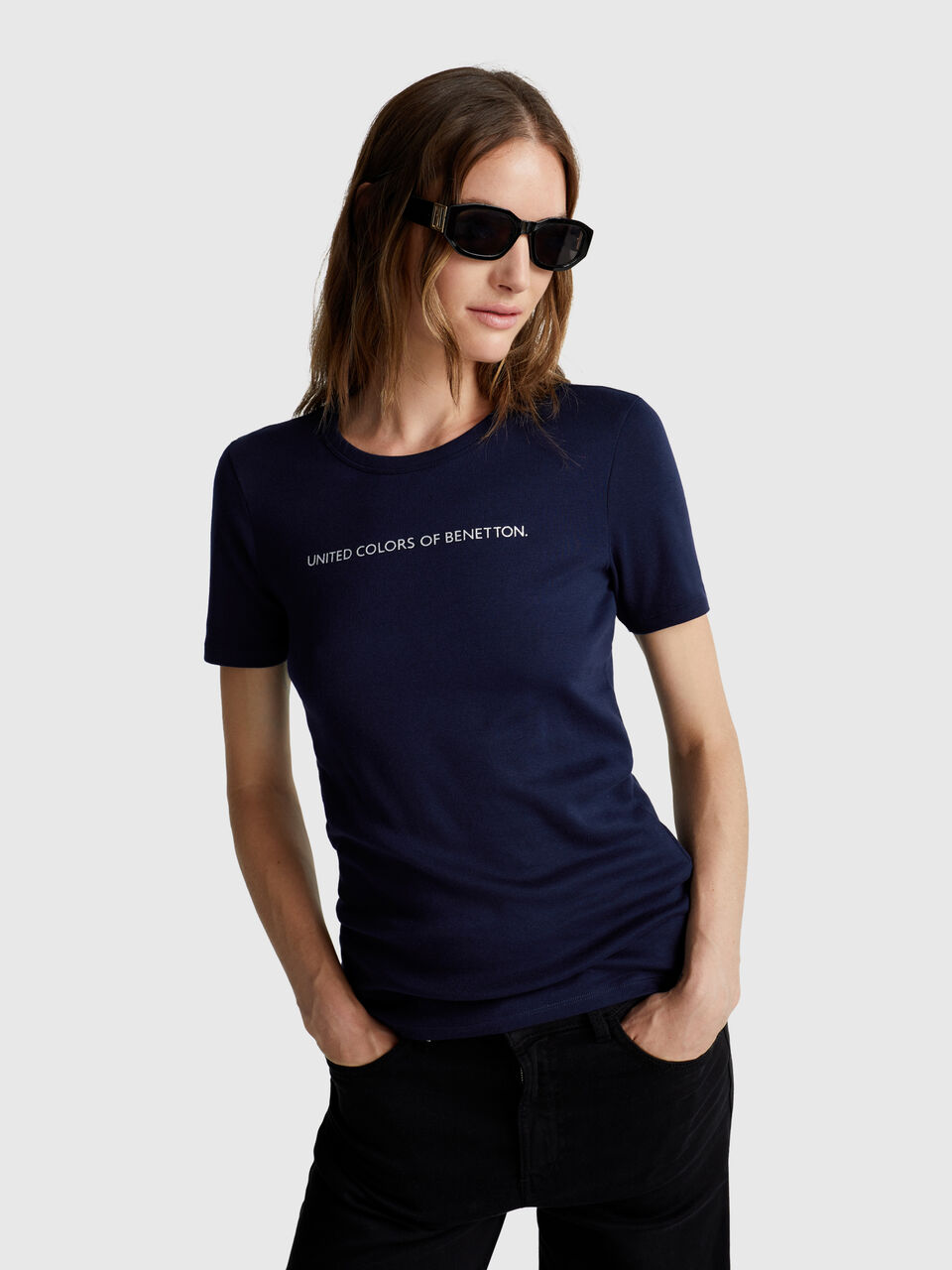 T-shirt in 100% cotton with glitter print logo