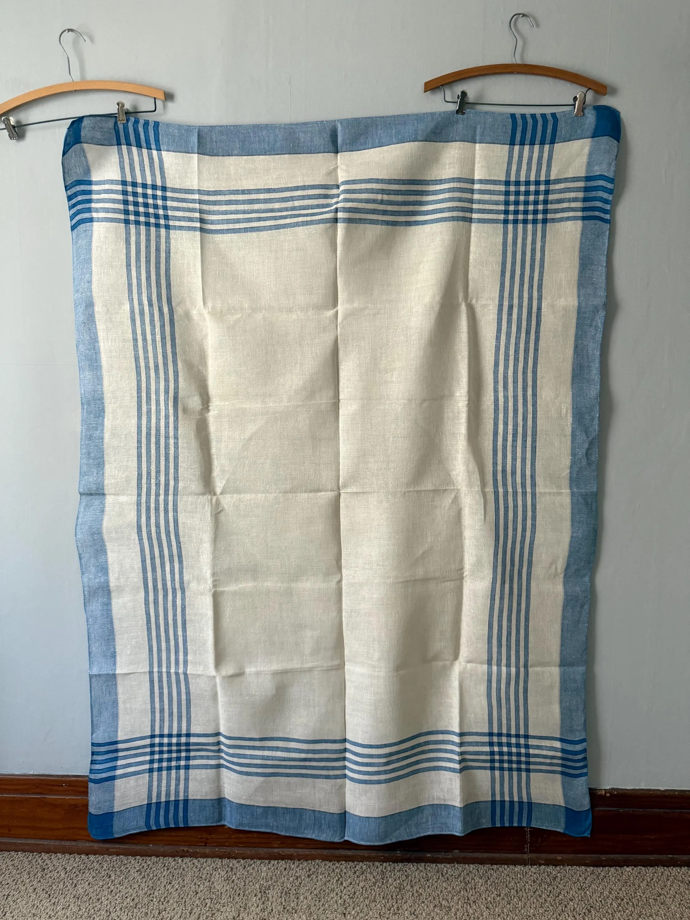 Vintage 1950s Thin Sheer Linen Tablecloth Blue White