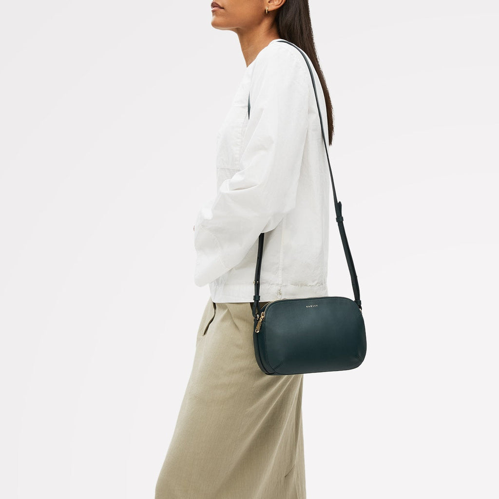 Dukes Place - Medium Ziptop Cross Body Bag