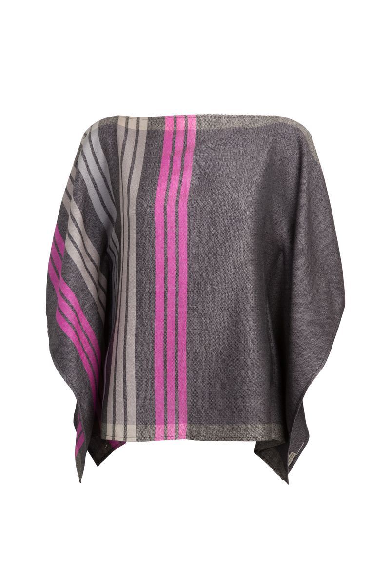 Pure Luxuries London Zodiac' 100% Merino Wool Poncho