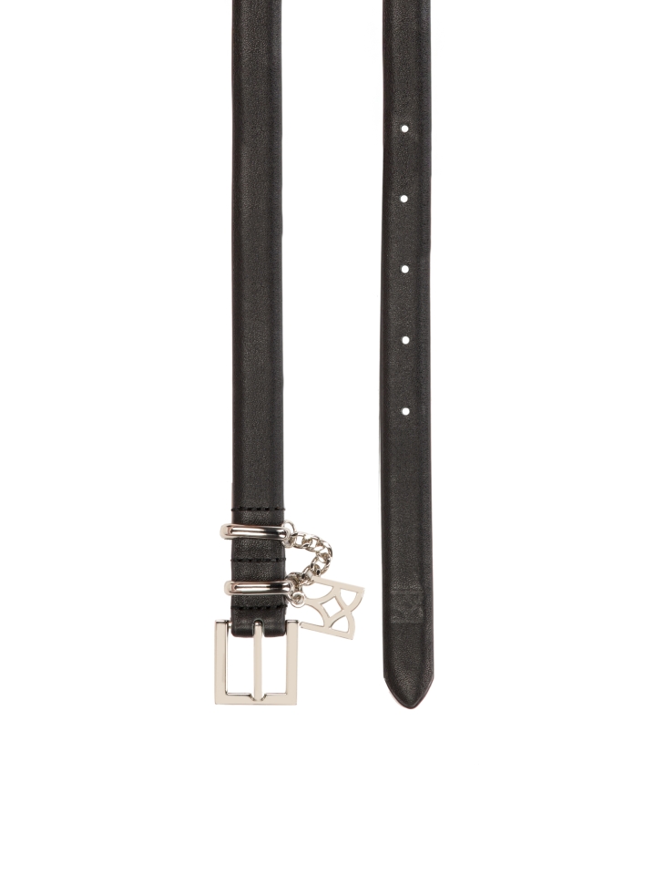 Stylish thin belt with decorative detailing