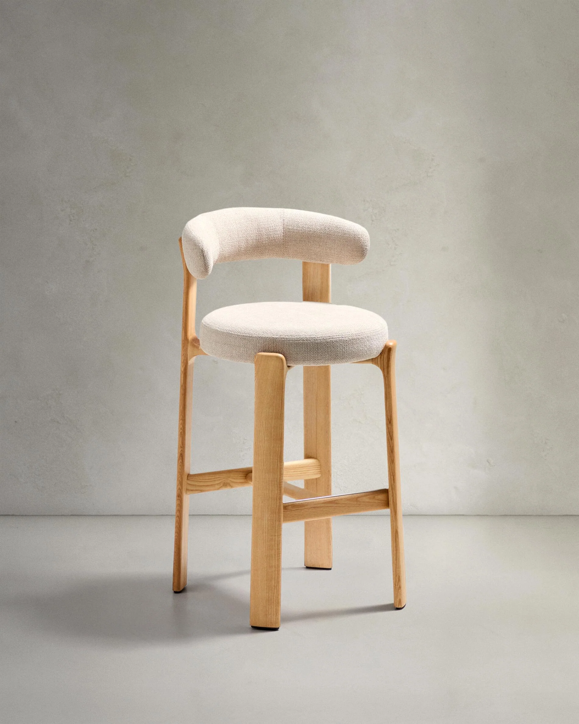 Granite stool made of beige chenille and solid ash wood with natural tone finish FSC 100% 75cm