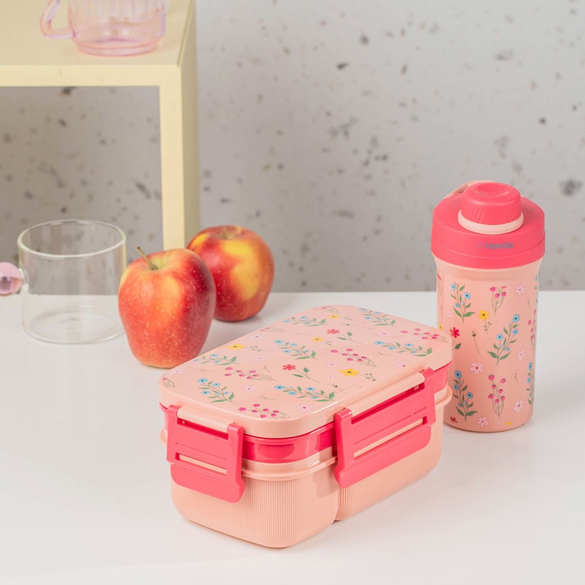 Zestaw lunchbox B2 LUSY różowy z kubkiem 1,8l   0,5l