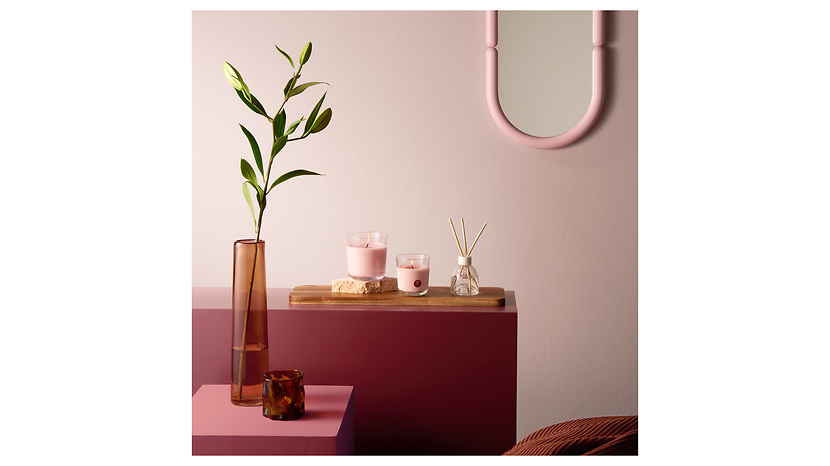 Świeca w szkle True Scents Magnolia 9,7 cm