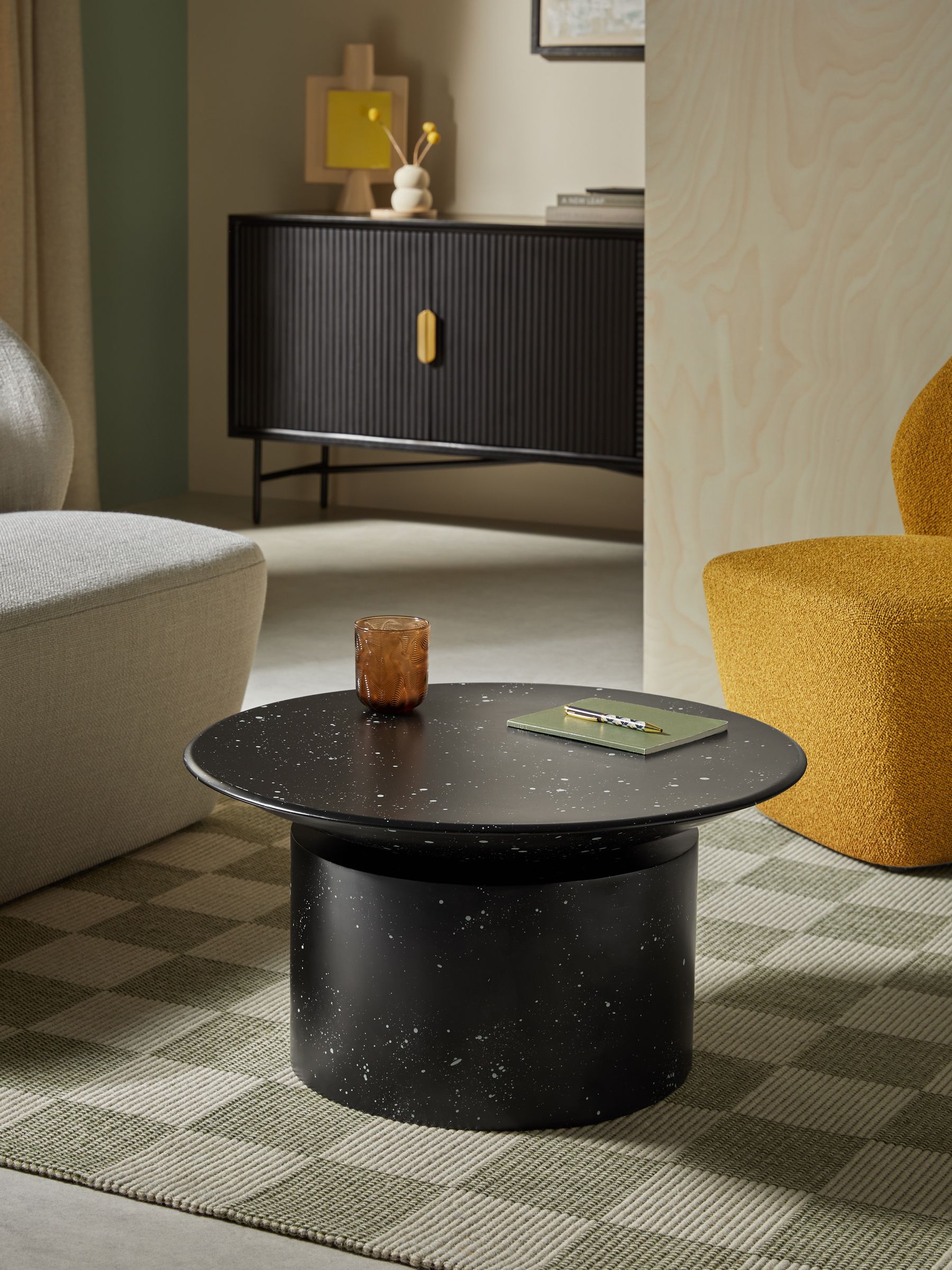 Bava Coffee Table in Black and White Metal