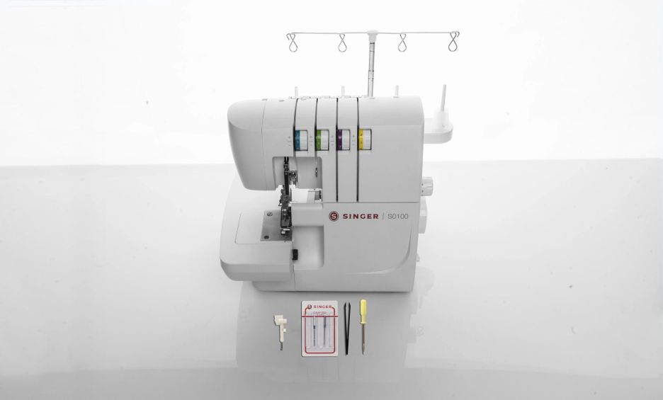 SINGER S0100 Metal Frame Serger with Accessory Kit | Overlock Machine with 6 Built-in Stitches, 2-3-4 Thread Capability, Adjustable Tension & Stitch Length, 1300 Stiches per Minute & Differential Feed