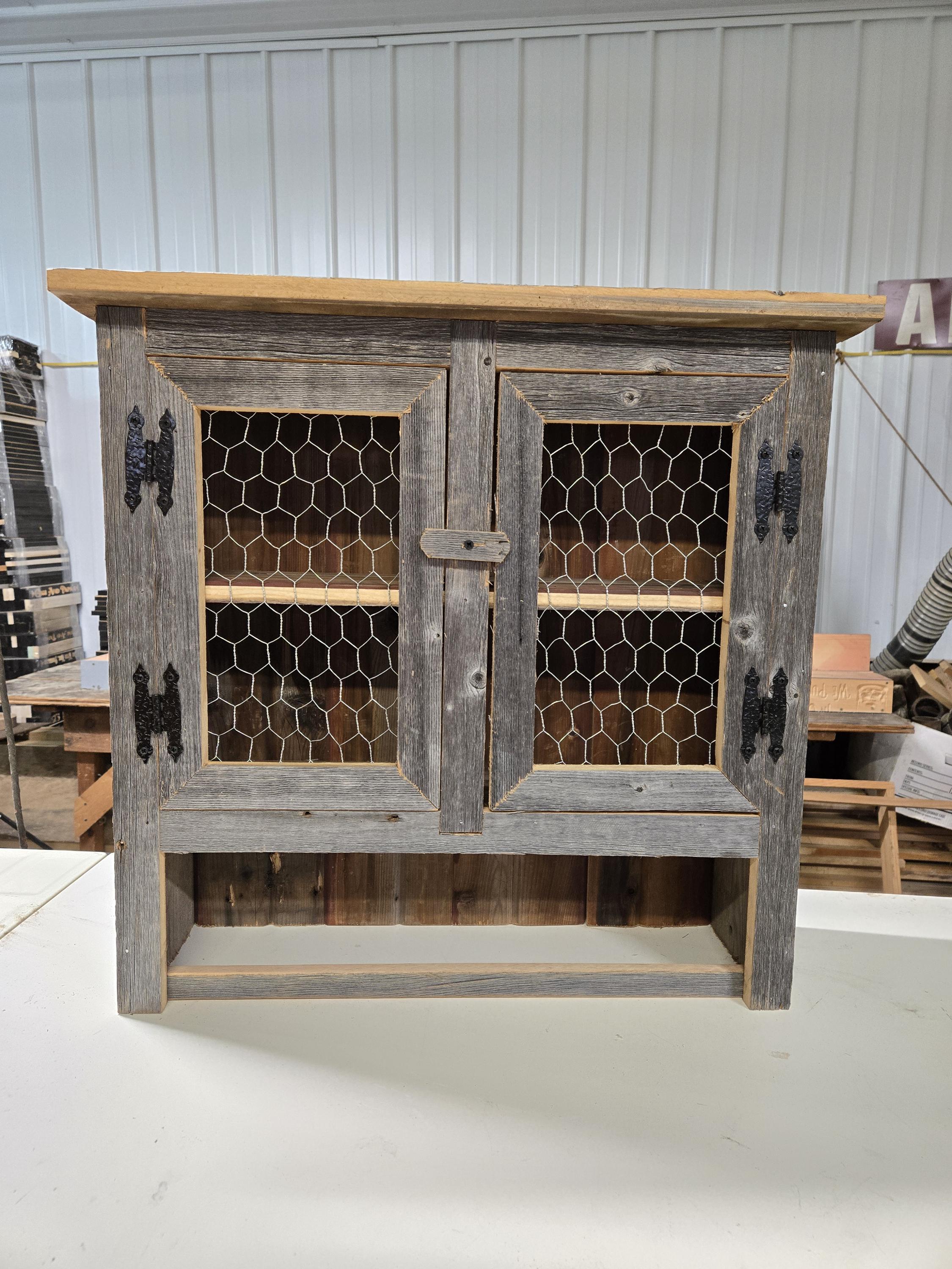 Amish Handmade Barn Wood Chicken Wire Primitive Rustic Décor Barn Wood Bathroom Medicine Cabinet with Towel Bar and Two Shelves