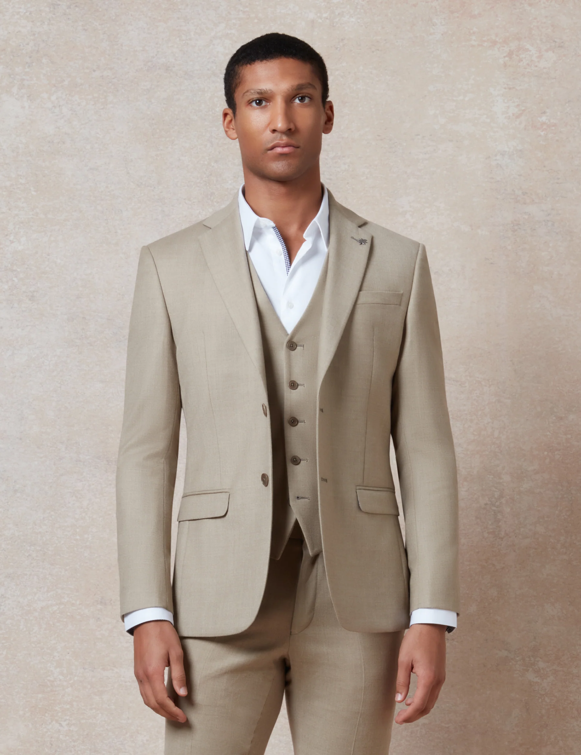 LARKINJ | TAUPE