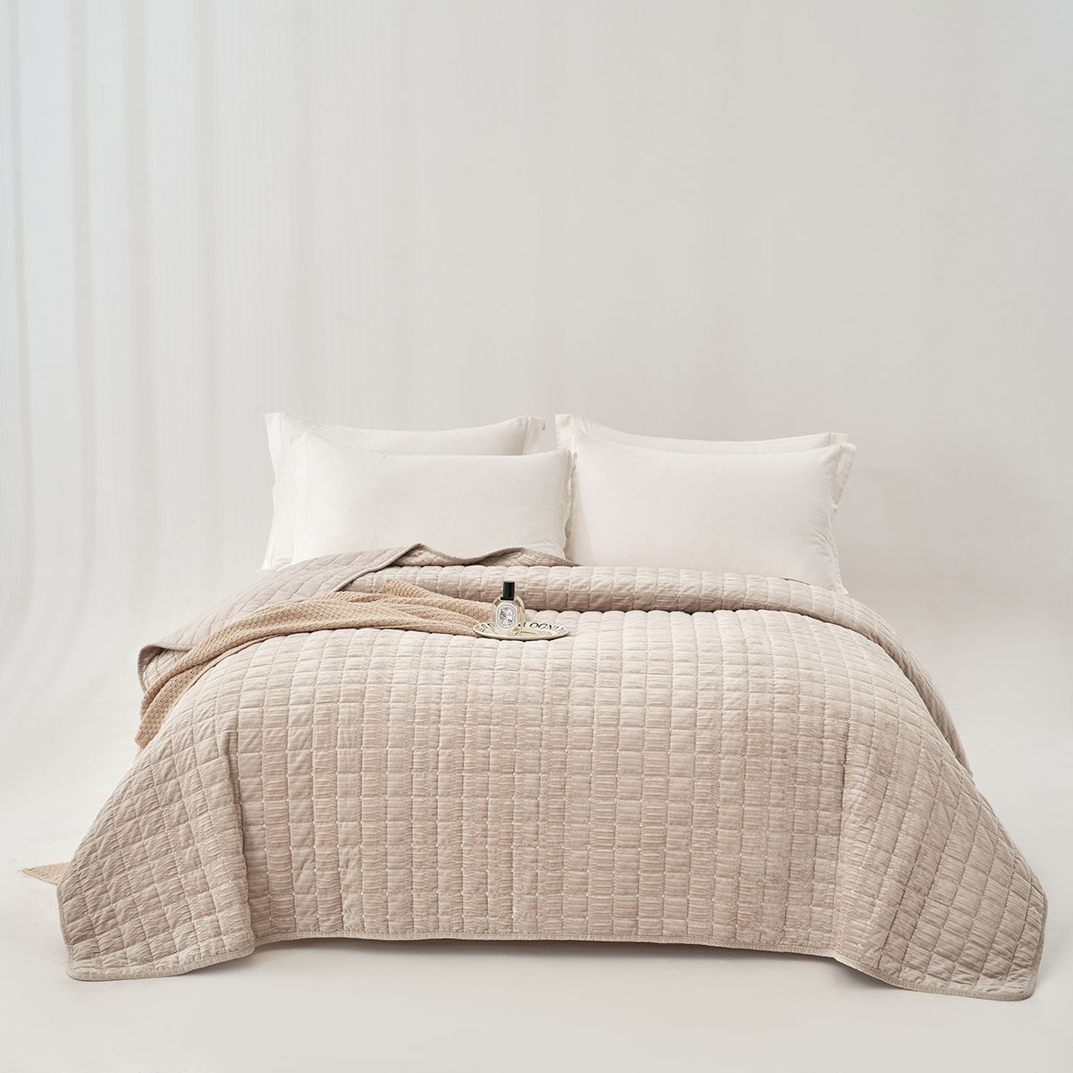 Edredão SEATTLE cinza em veludo 220x240cm