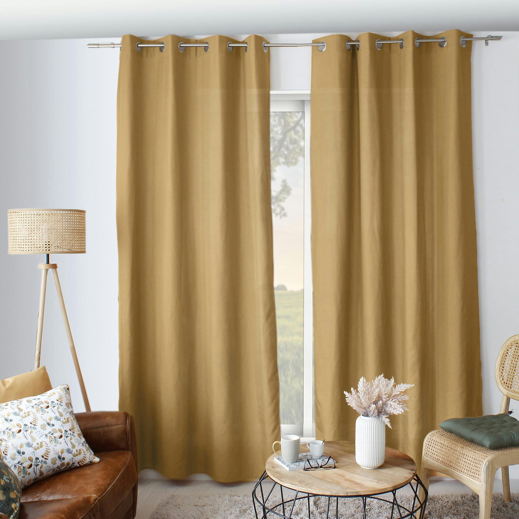 - Rideau tamisant uni à œillets polyester jaune ocre 135x240 cm