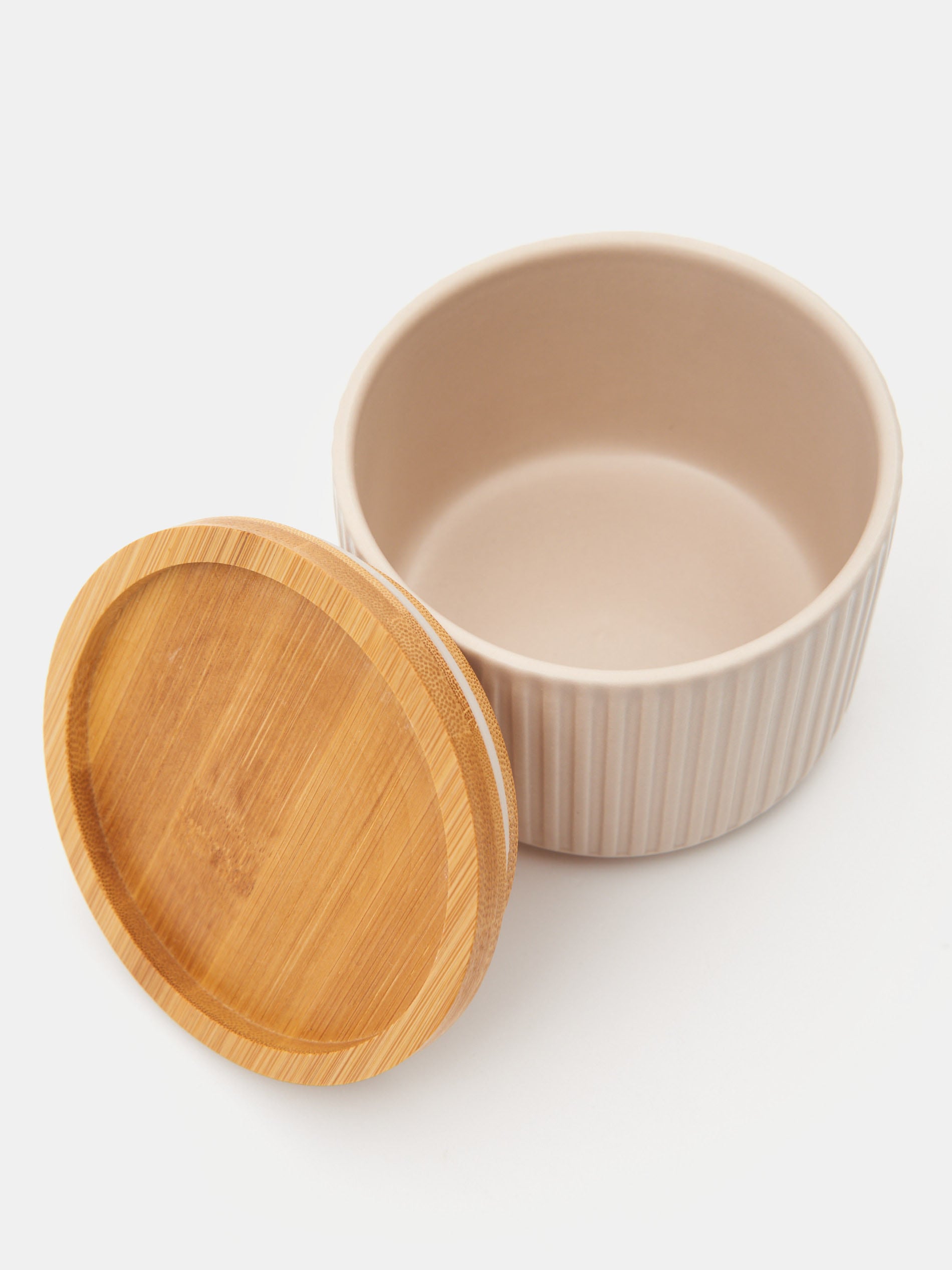 Ceramiczny ryflowany pojemnik na żywność z bambusową pokrywką