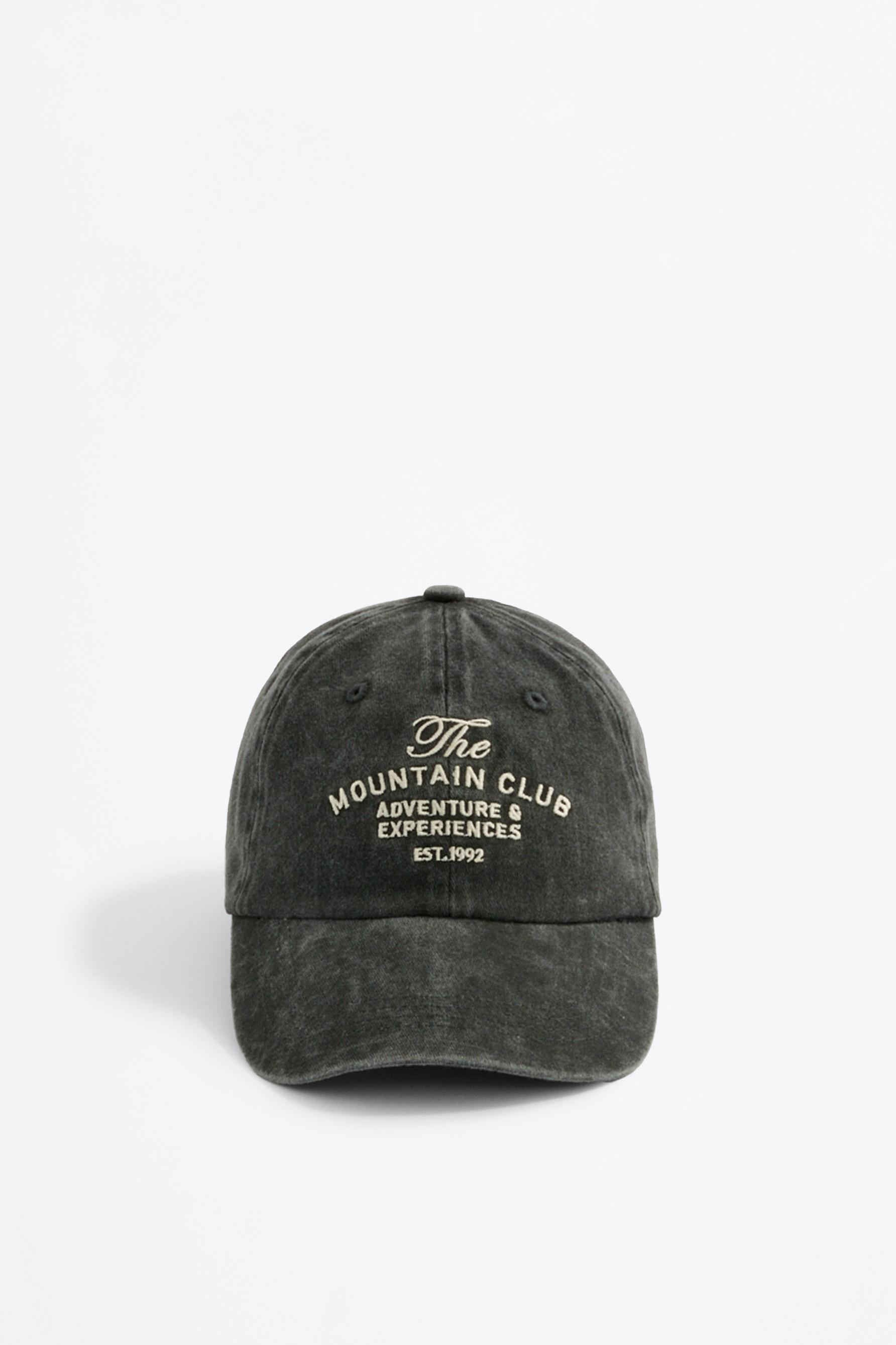 Gorra bordada efecto lavado