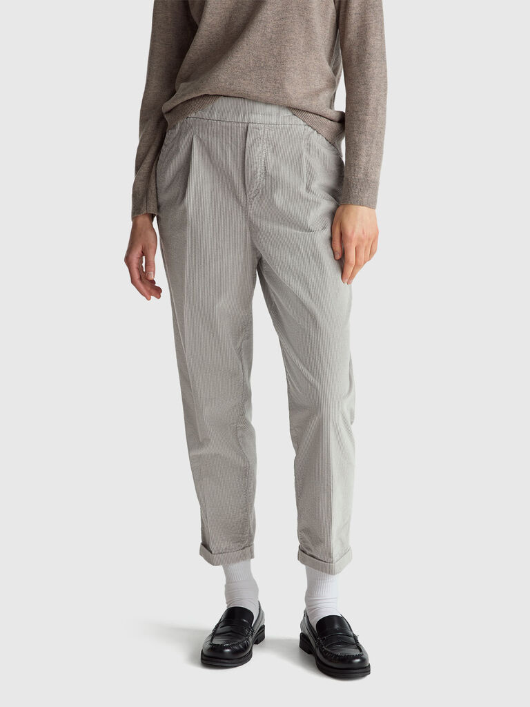 Chinos in velvet with stretch waist