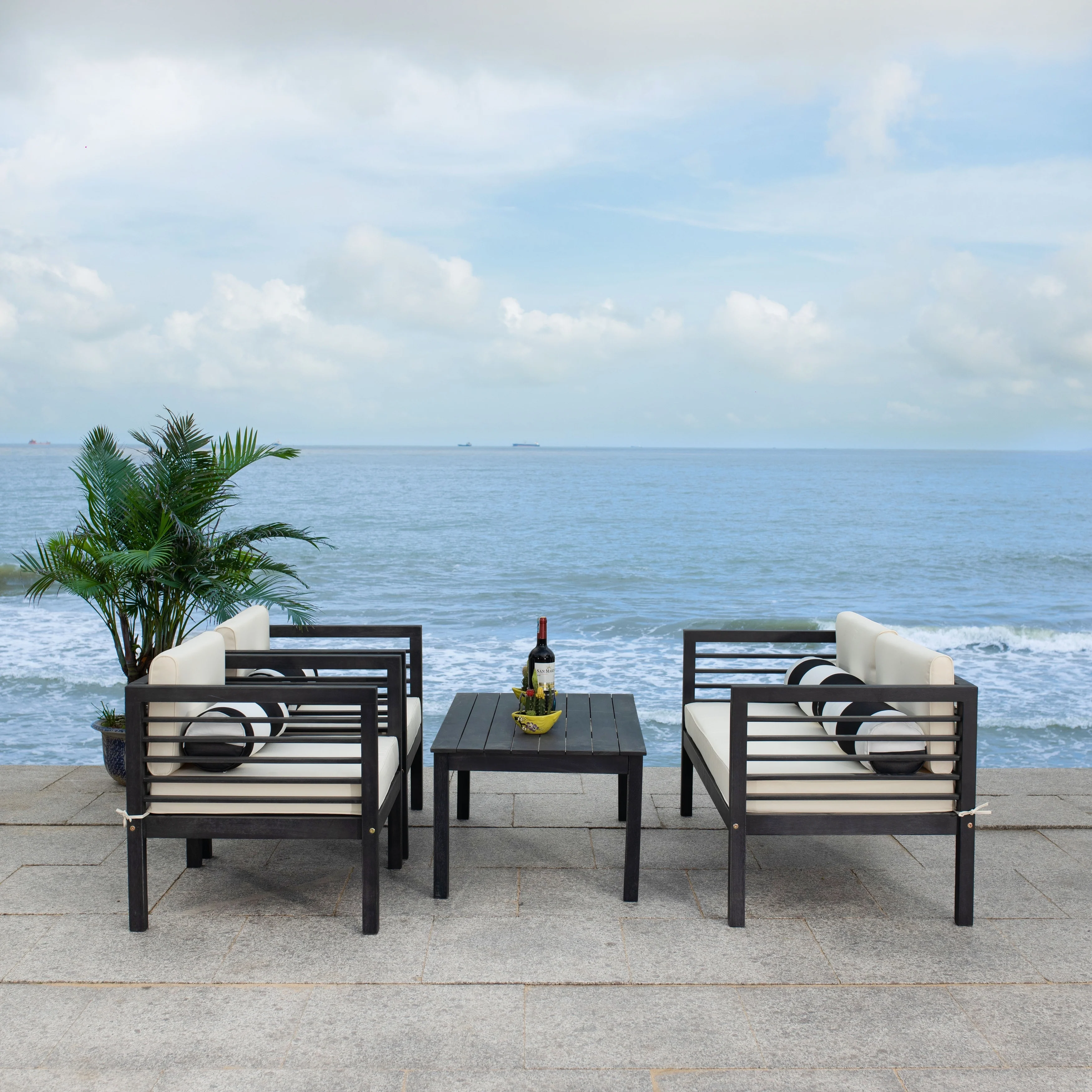 SAFAVIEH Outdoor Living Alda 4-piece Set with Accent Pillows - 51W x 26D x 26H