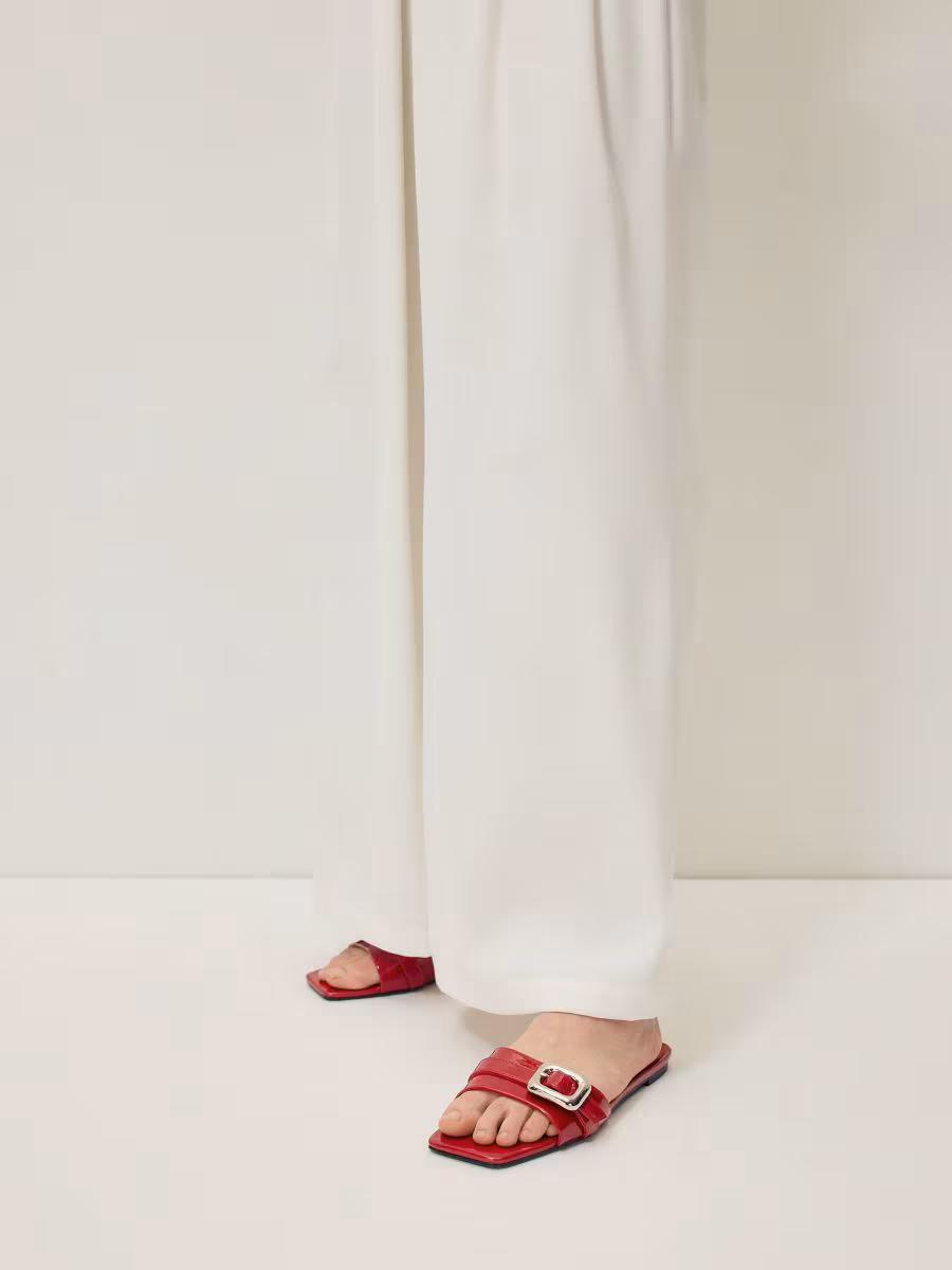 Sliders With Buckles