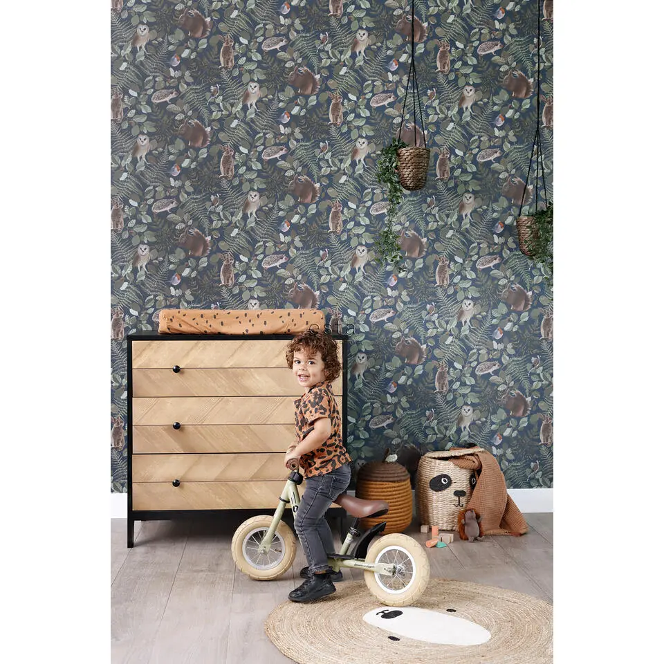 ESTAhome behang bosdieren donkerblauw, groen en bruin - 53 cm x 10.05 m