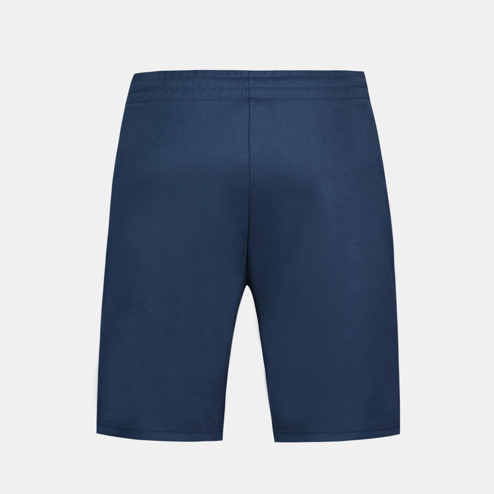 Short avec détails tricolores
