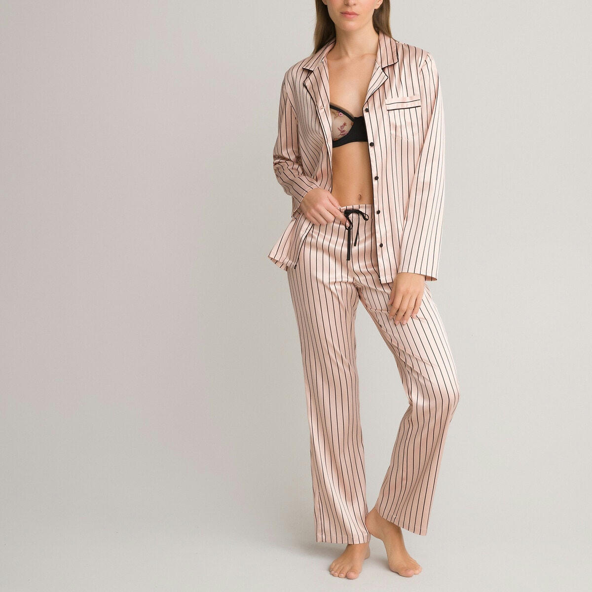 Pyjama rayé en satin