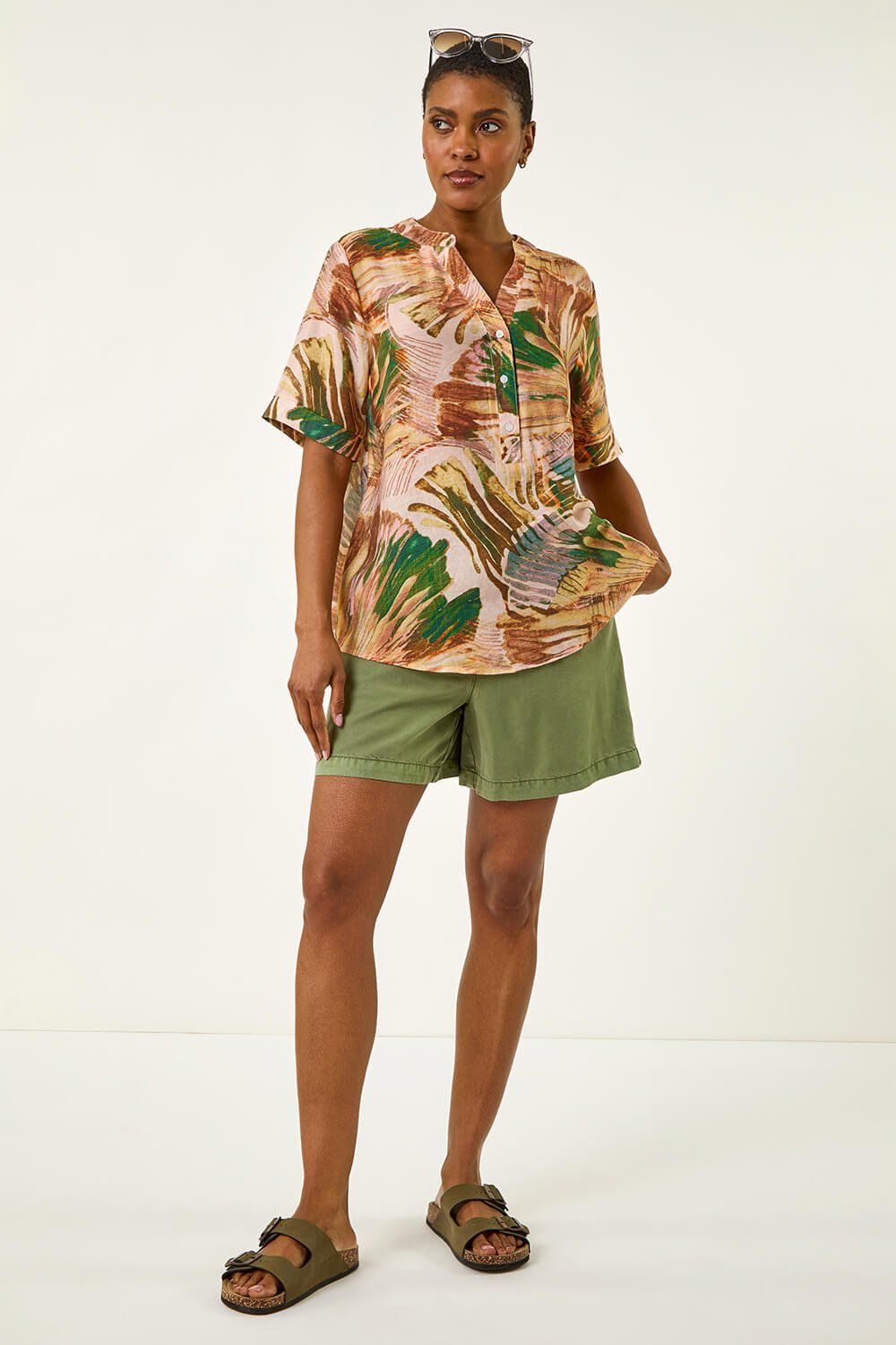 Roman Abstract Print V-Neck Button Top