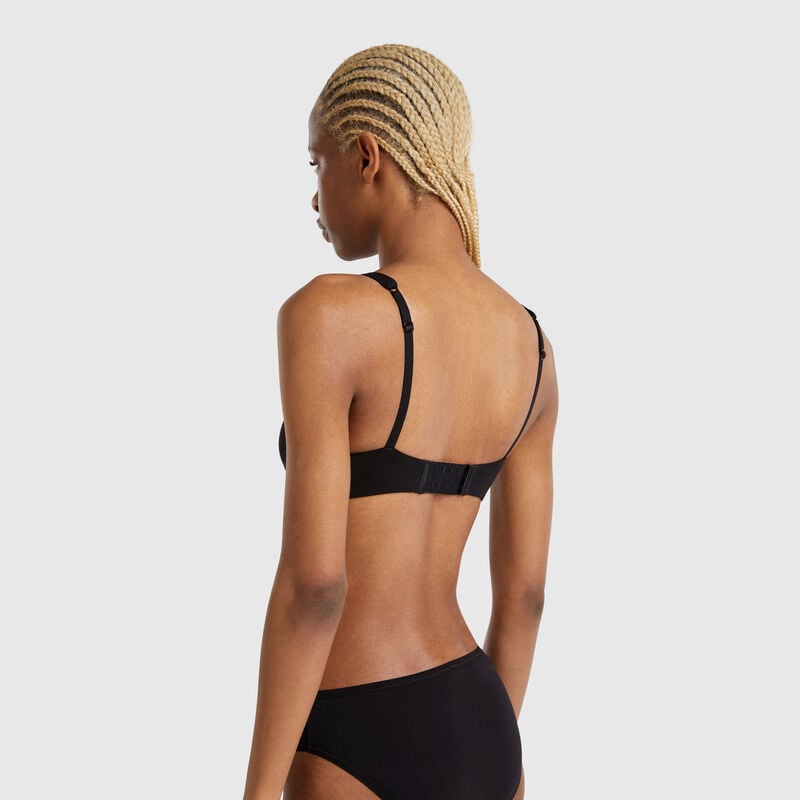 Top with underwire