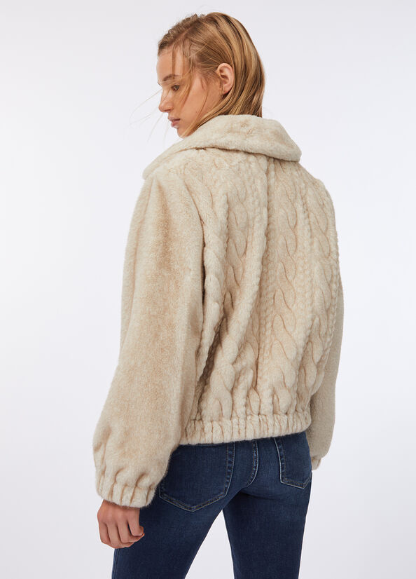 Bomber in teddy con trecce