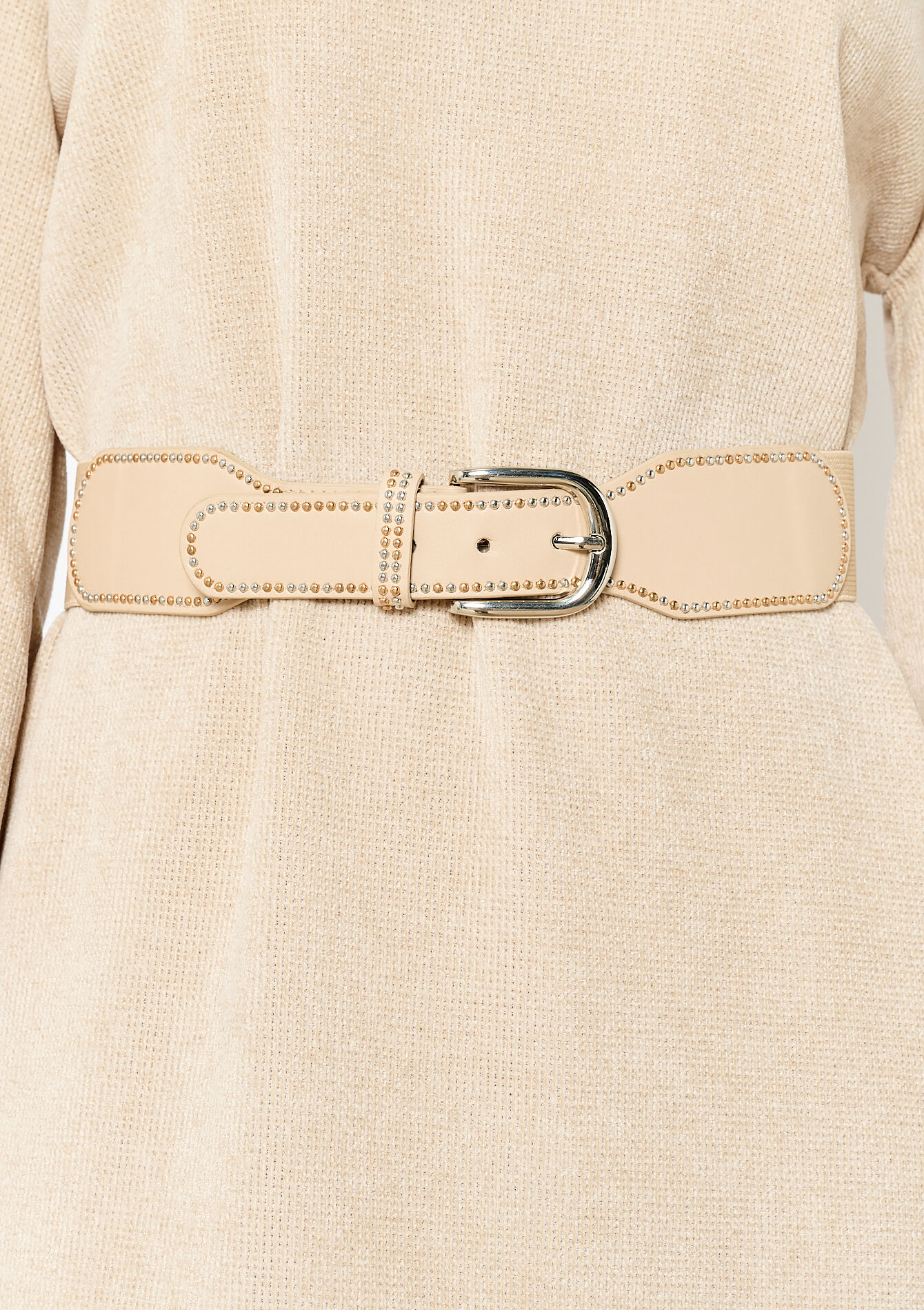 Elastische riem met studs