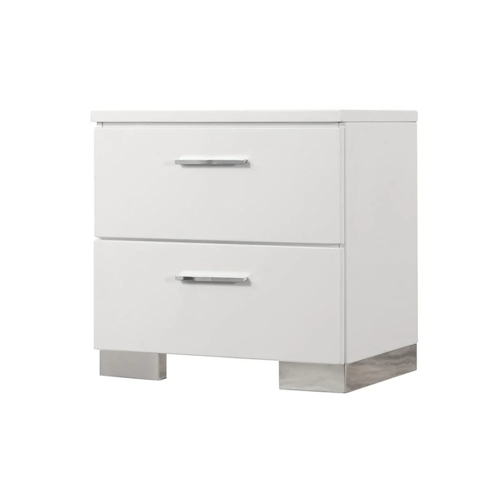 August Glossy White 3-piece Panel Bedroom Set with Dresser